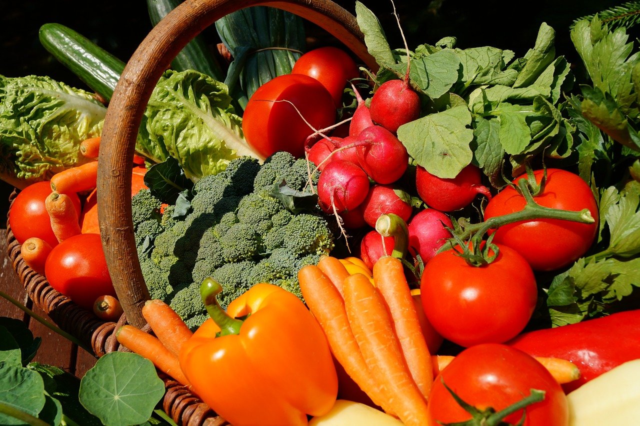 Ernährungsberatung - NATURHEILPRAXIS IM ZENTRUM RÖSSLI KARIN SANDMAIER Ochsenweg 1, 5018 Erlinsbach AG Telefon: 062 530 14 16 info@akupunktur-heilkraeuter.ch